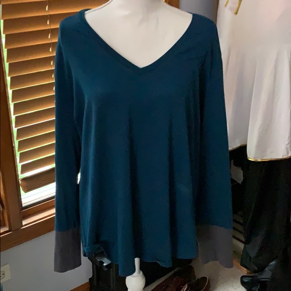Universal Standard Teal & Grey Top